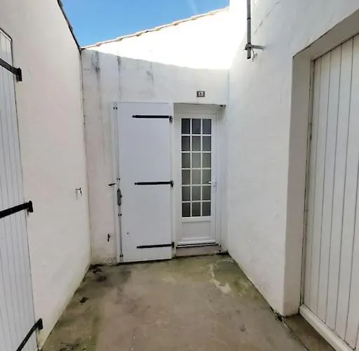 2 A 4 Personnes Proche De La Apartmán