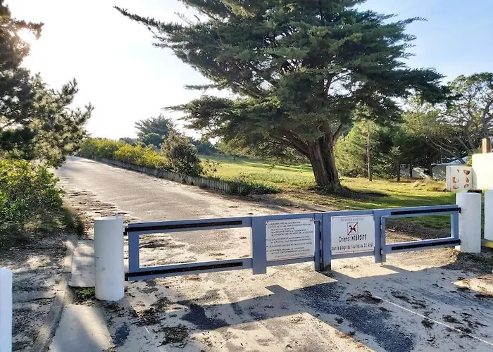 2 A 4 Personnes Proche De La La Guérinière